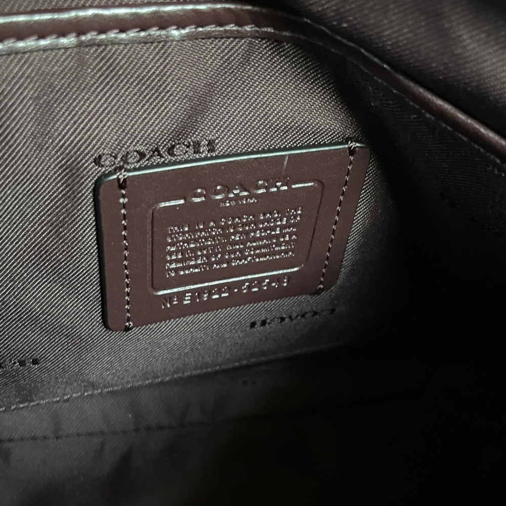 Coach Oxblood Leather Shoulder Bag with Crossbody strap (Sutton Crossbody) - Picture 3 of 6